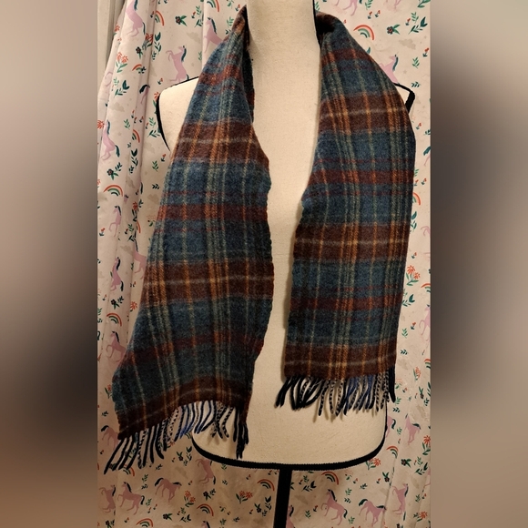 Vintage 80s Paul Costelloe Blue & Red Plaid Wool Casual Unisex Scarf w/ Fringe - Picture 2 of 7